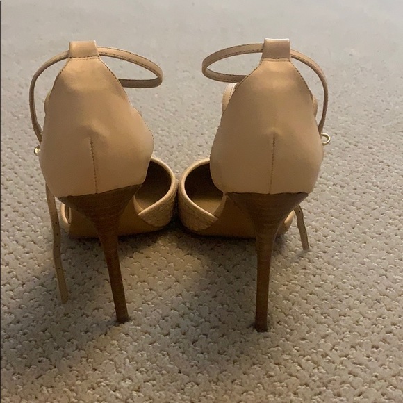 NWOT Banana Republic Tan Heels (womens size 10) - Picture 6 of 7